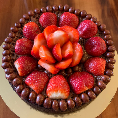 strawberry & Nutella brownie cake