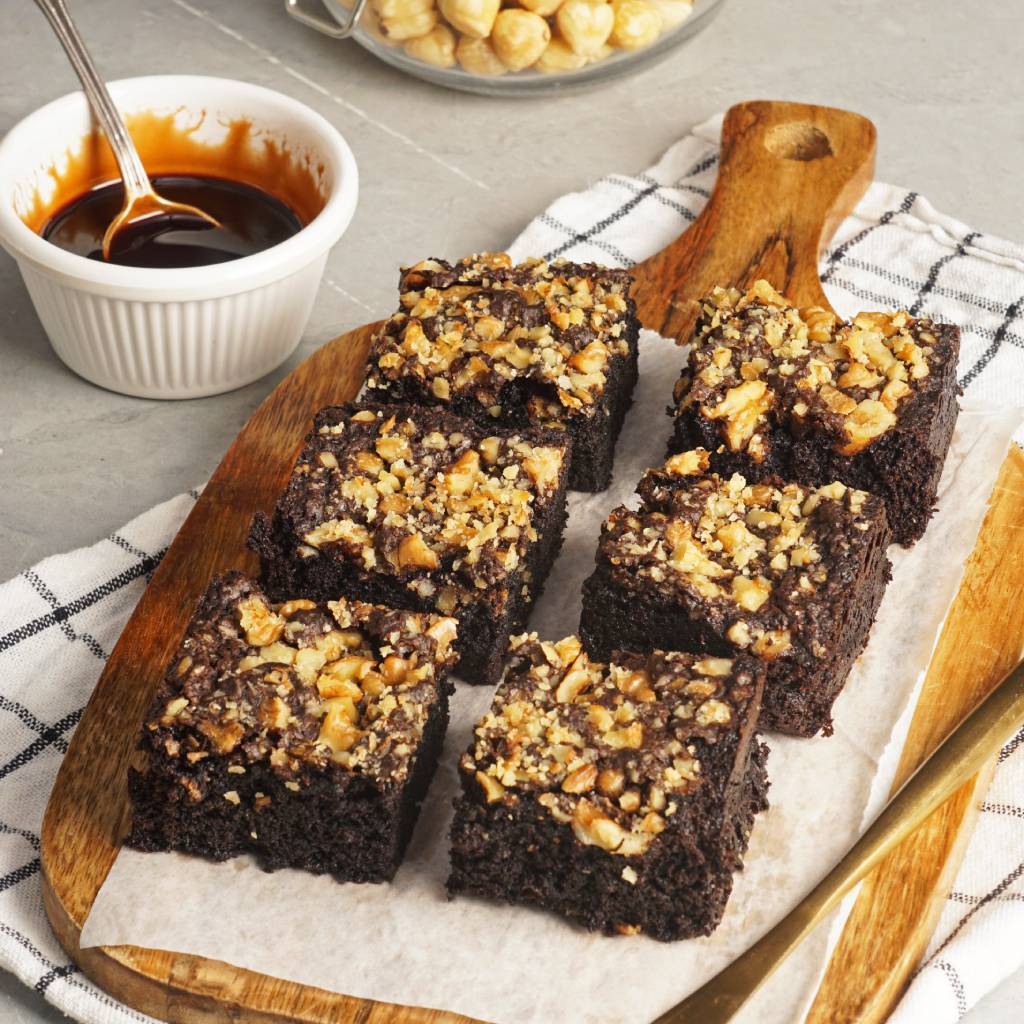 Classic Chocolate Brownies - Pack of 6