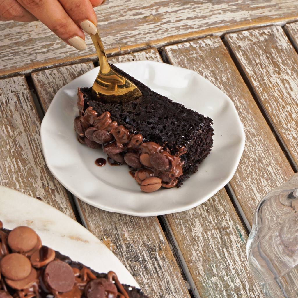 chocolate chip classic brownie